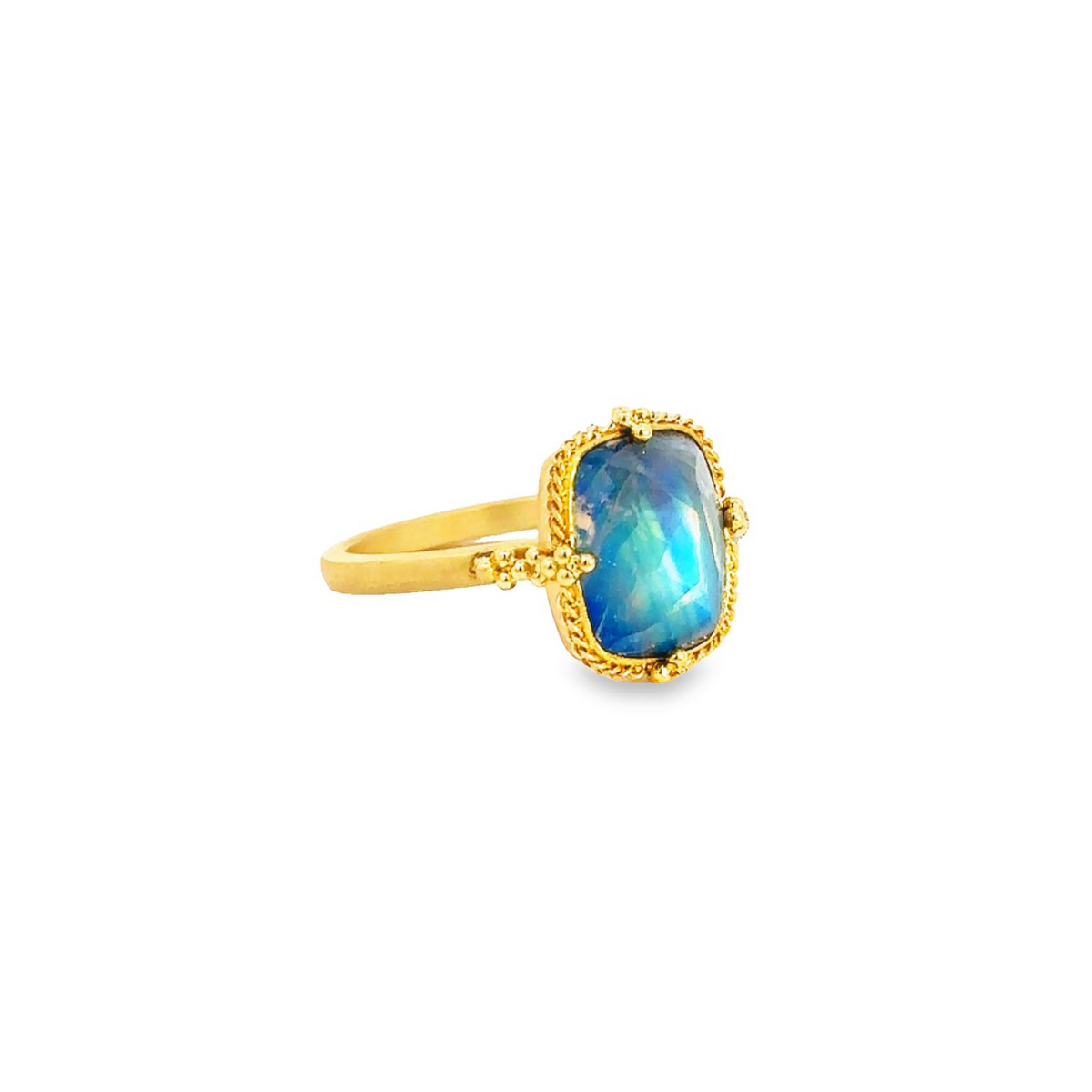 18K Cushion Moonstone
